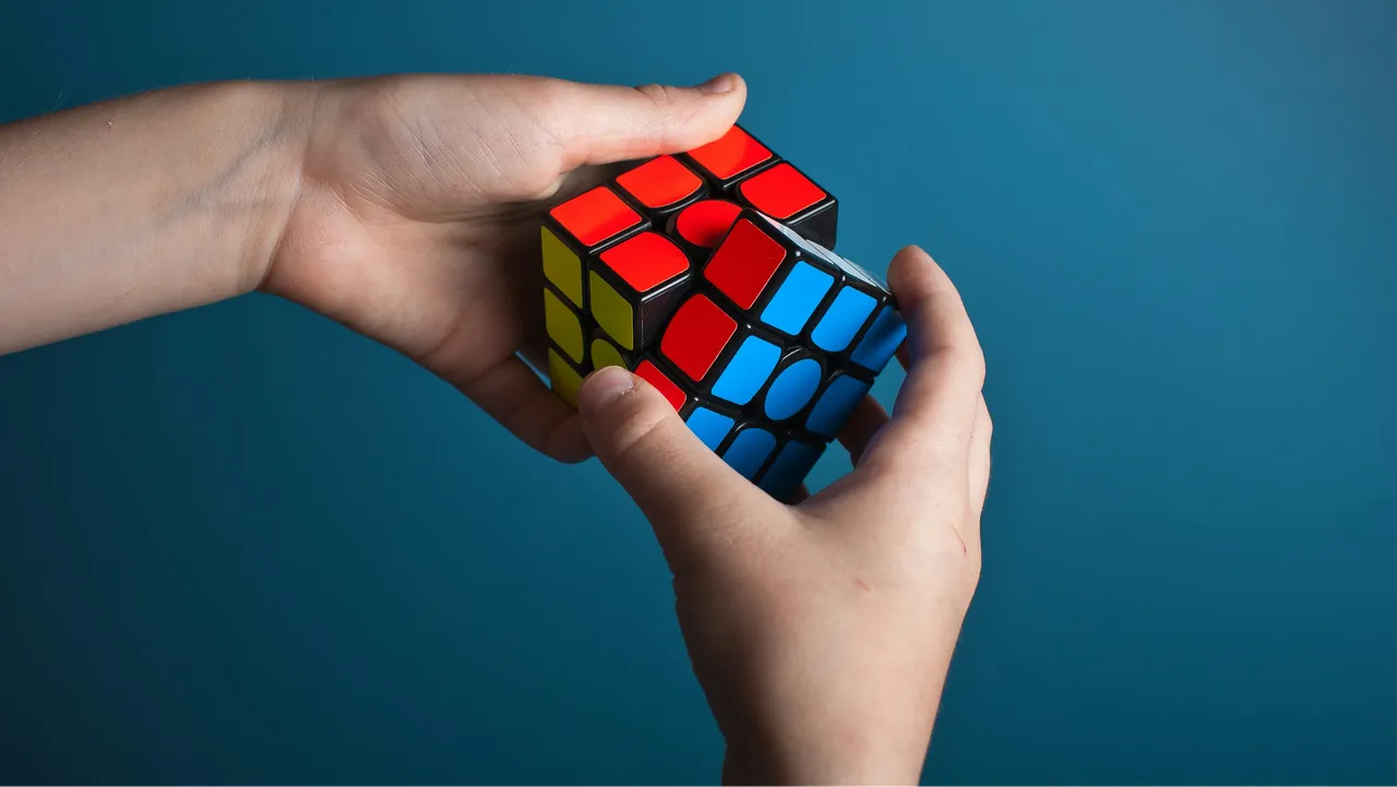 기본 핑거 트릭 트위스트를 활용한 3x3x3 큐브 한 면 맞추기! 원데이 수업